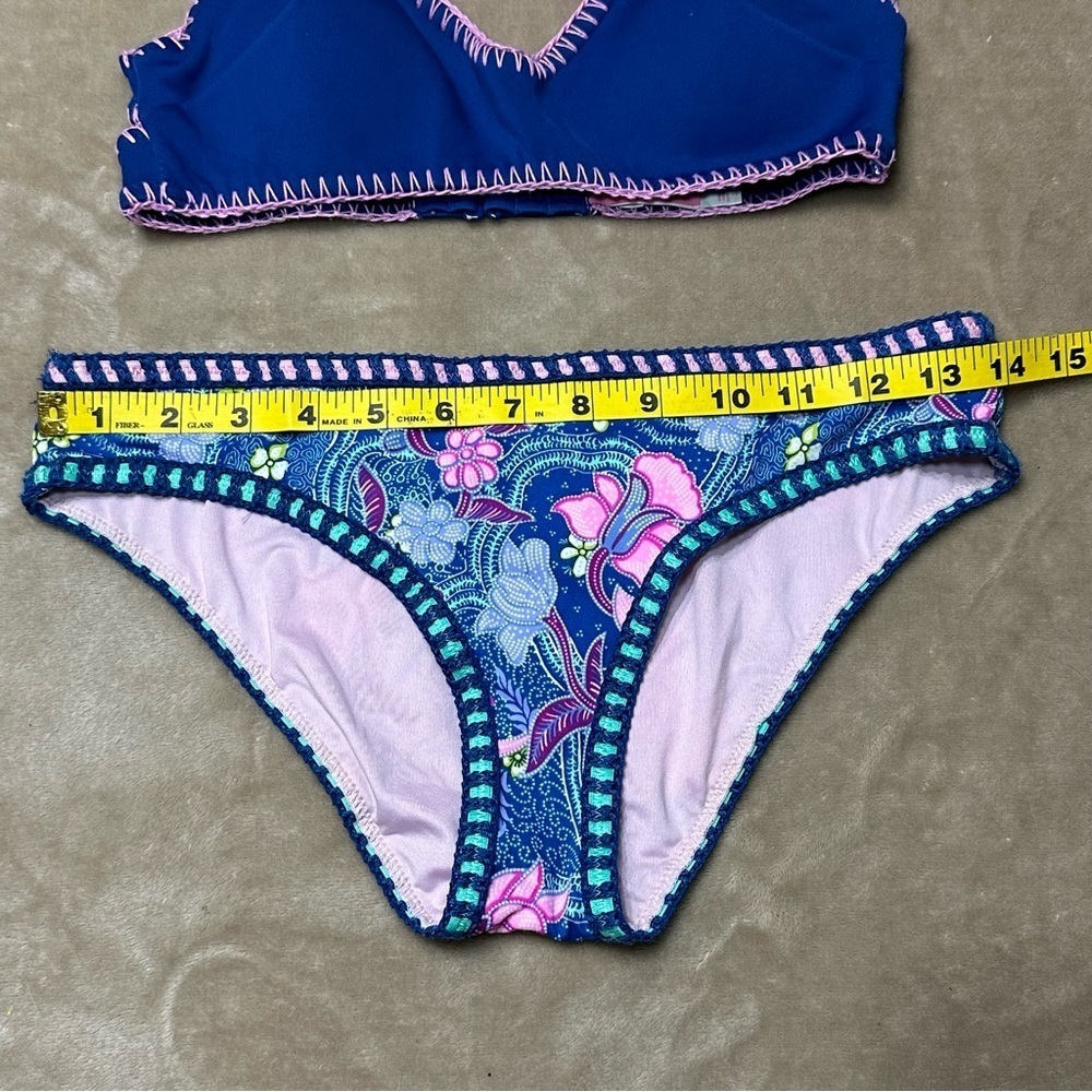 Victoria's Secret Crochet Halter Floral Paisley Blue Bikini Size Small - Picture 6 of 10